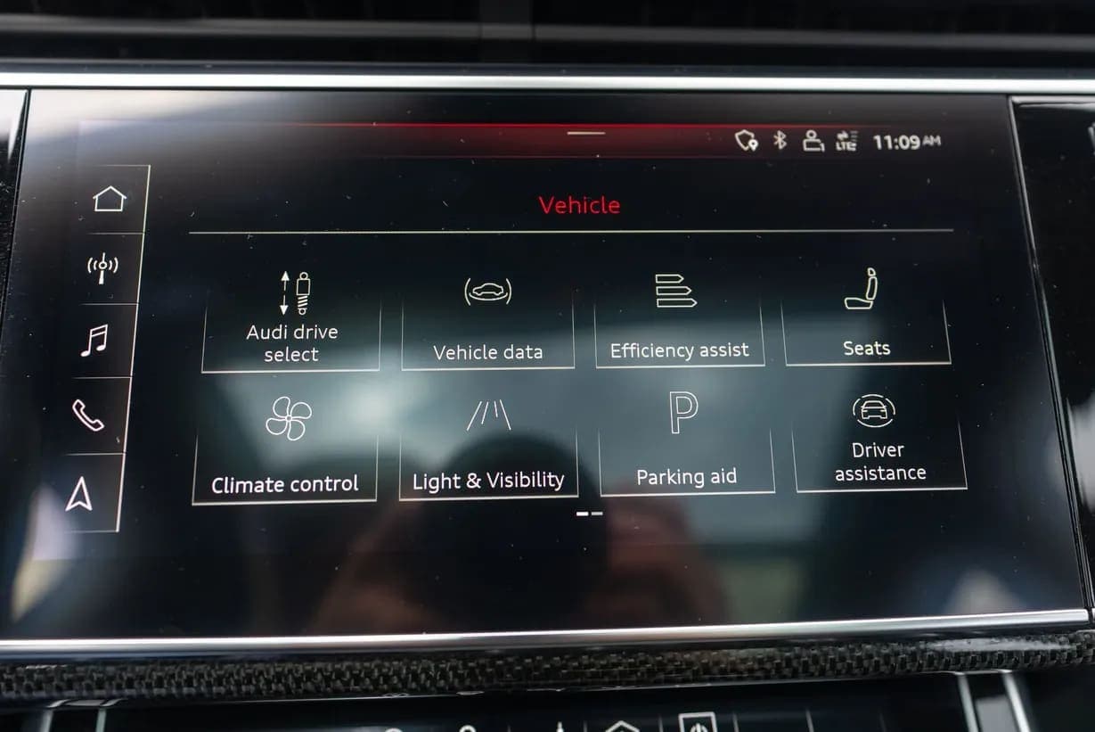 2020 Audi SQ7, view