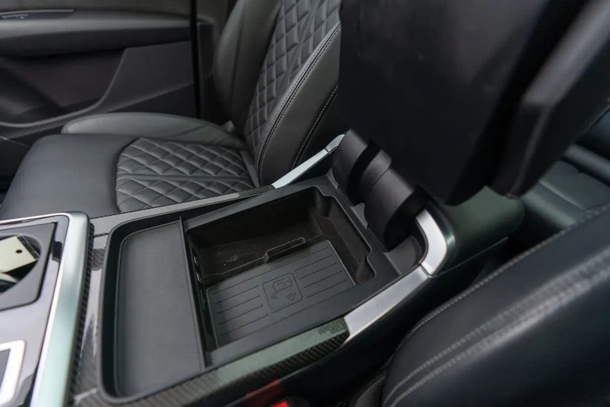 2020 Audi SQ7, view