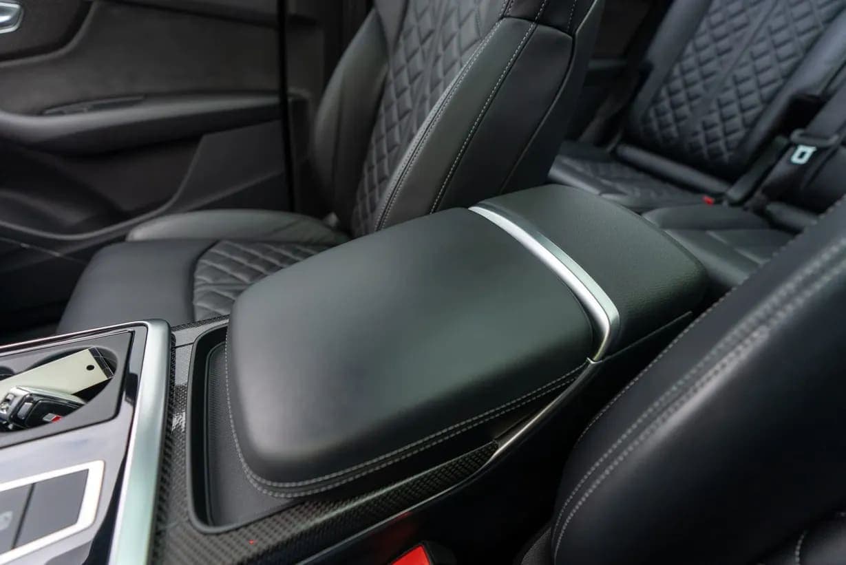 2020 Audi SQ7, view