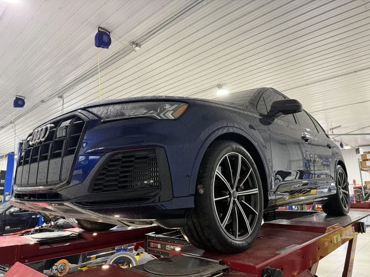 2020 Audi SQ7, view