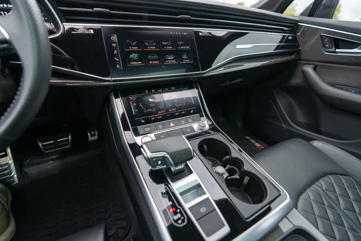 2020 Audi SQ7, view