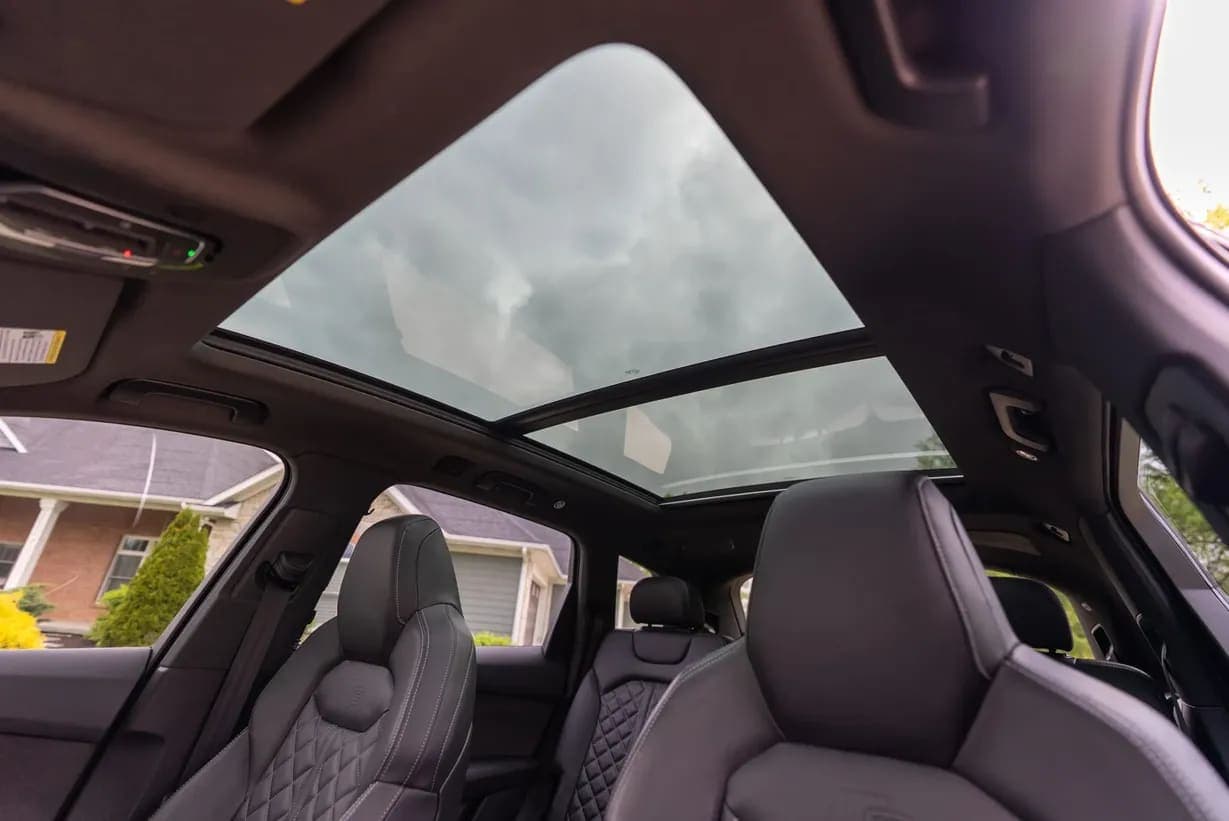 2020 Audi SQ7, view