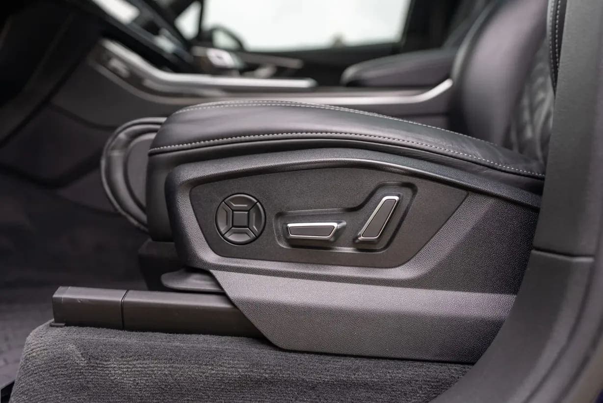 2020 Audi SQ7, view