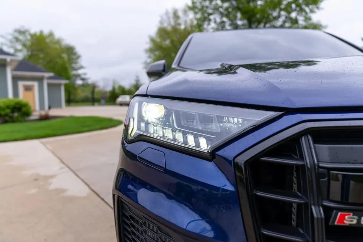 2020 Audi SQ7, view