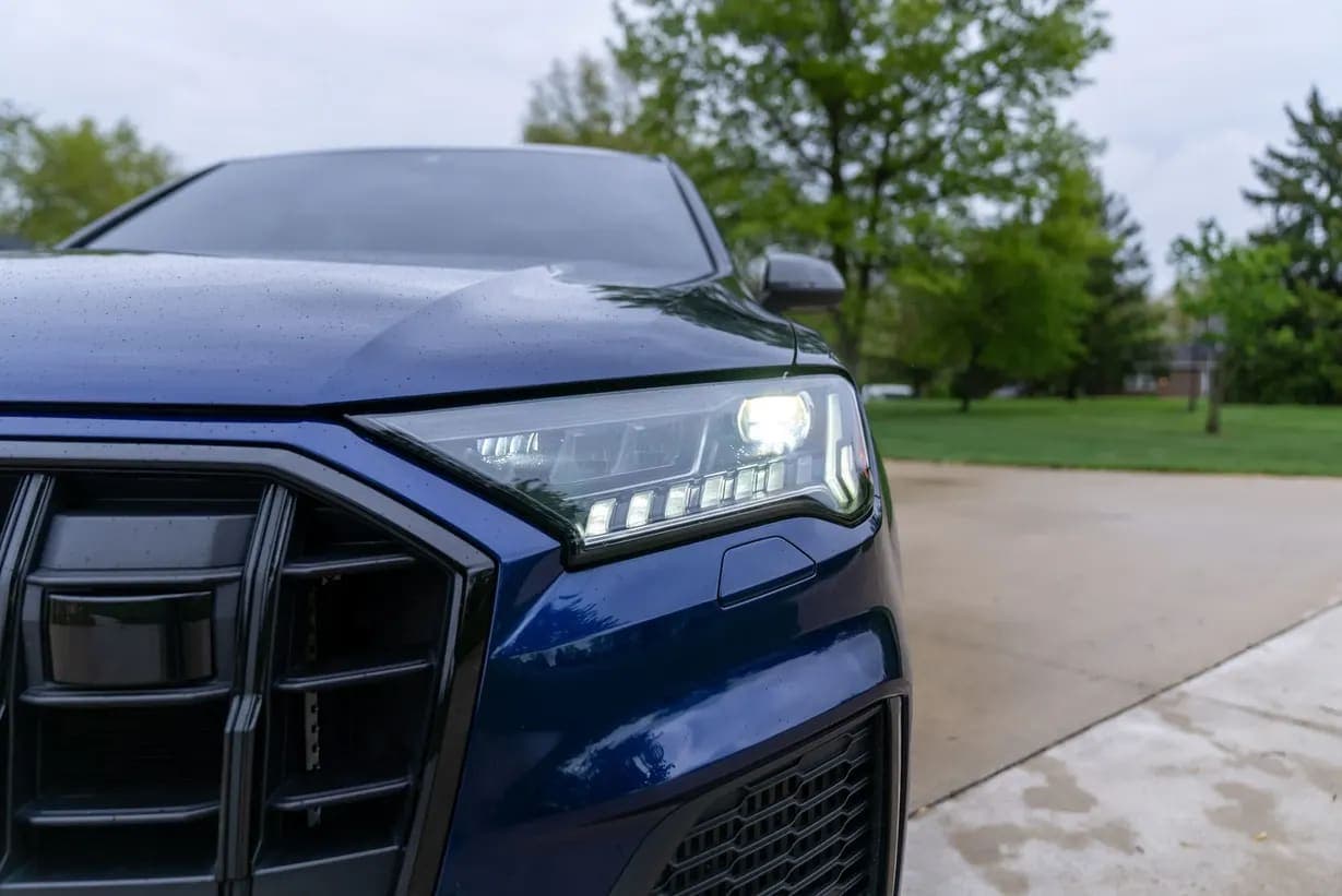 2020 Audi SQ7, view
