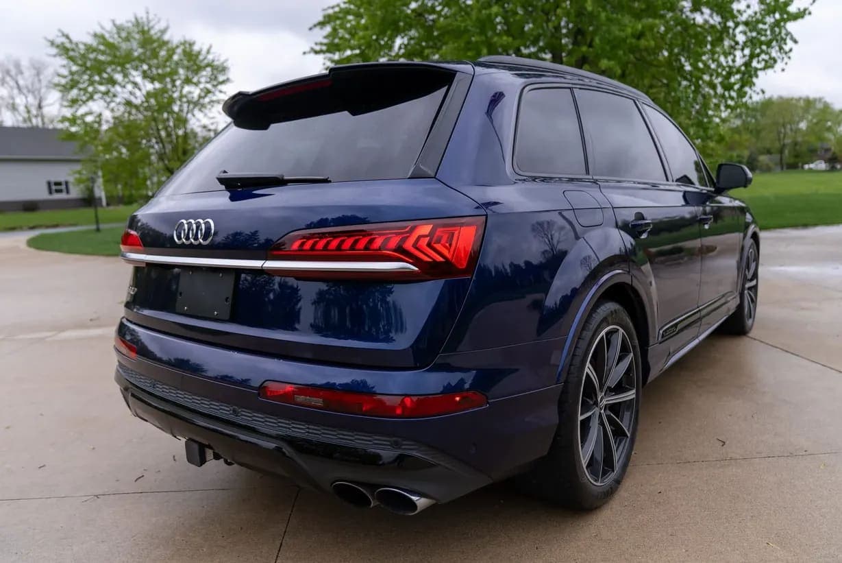 2020 Audi SQ7, view