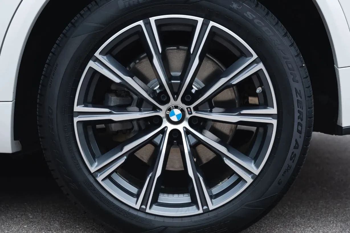2020 BMW X5 xDrive40i M Sport, view