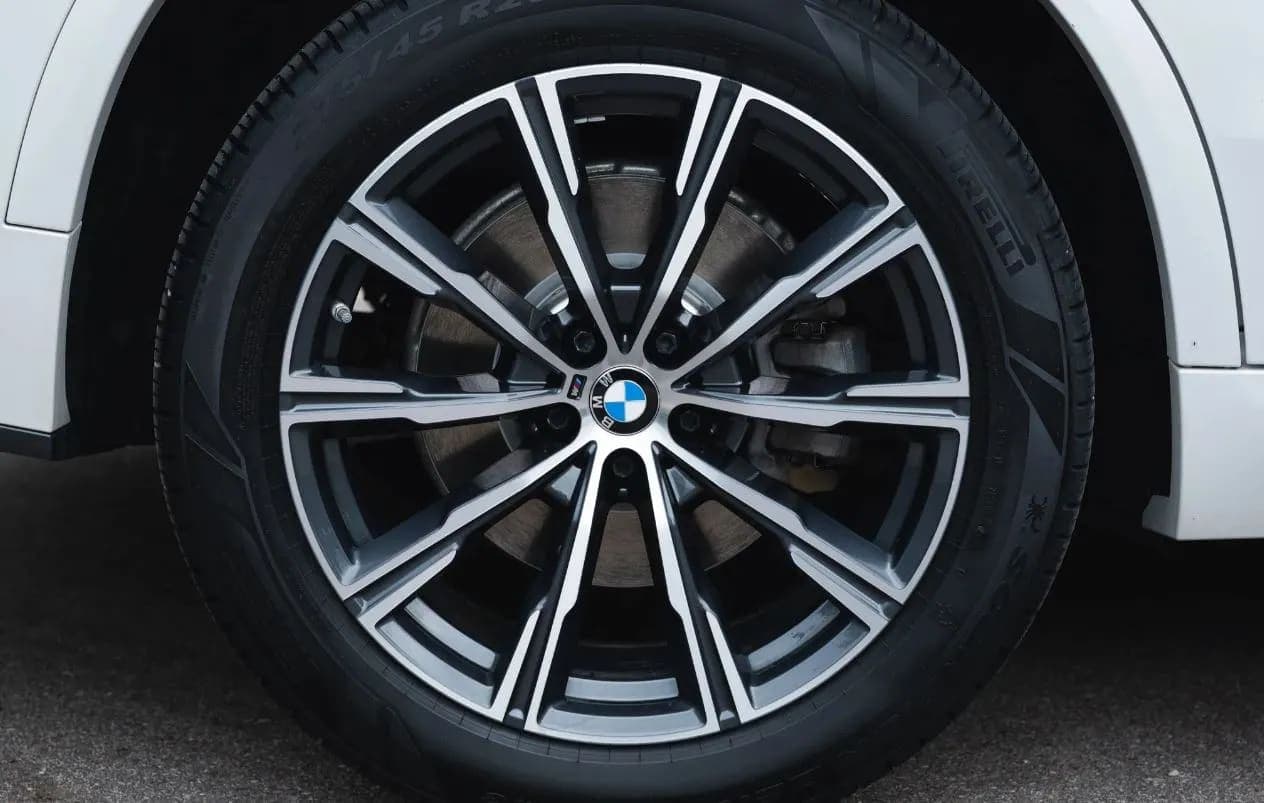 2020 BMW X5 xDrive40i M Sport, view