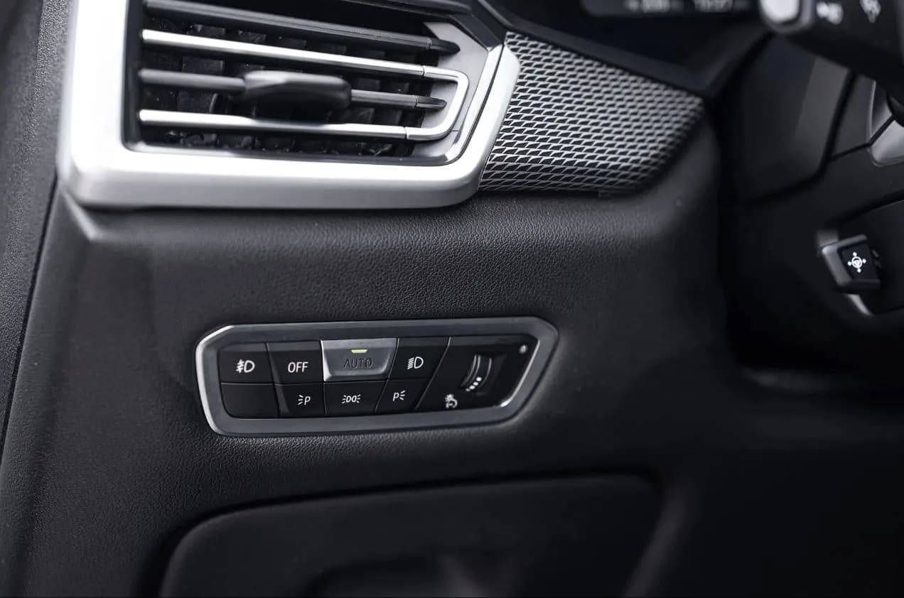 2020 BMW X5 xDrive40i M Sport, view