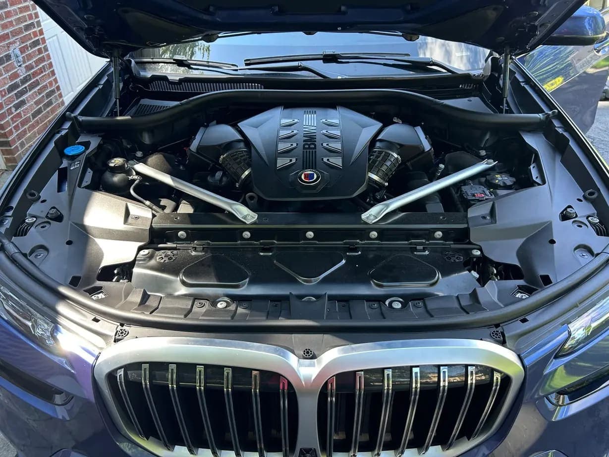 2024 BMW Alpina XB7, view