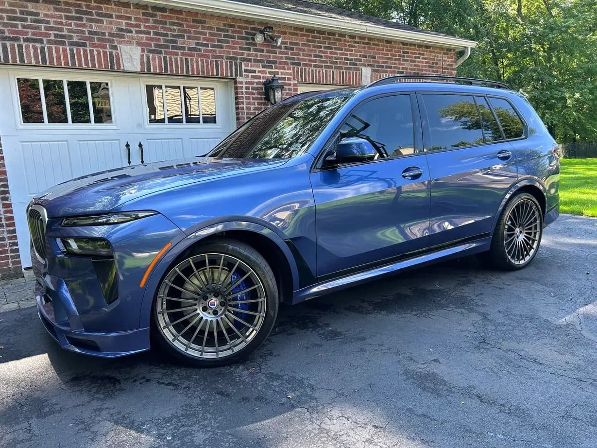 2024 BMW Alpina XB7, view