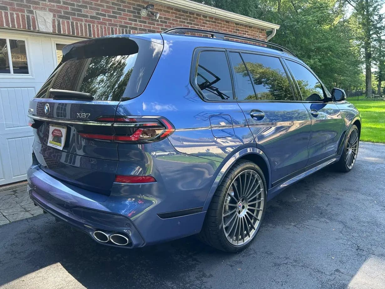 2024 BMW Alpina XB7, view