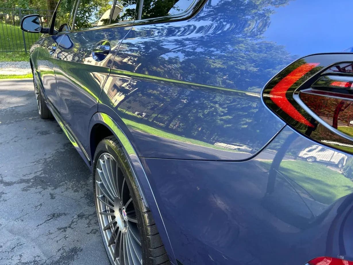 2024 BMW Alpina XB7, view