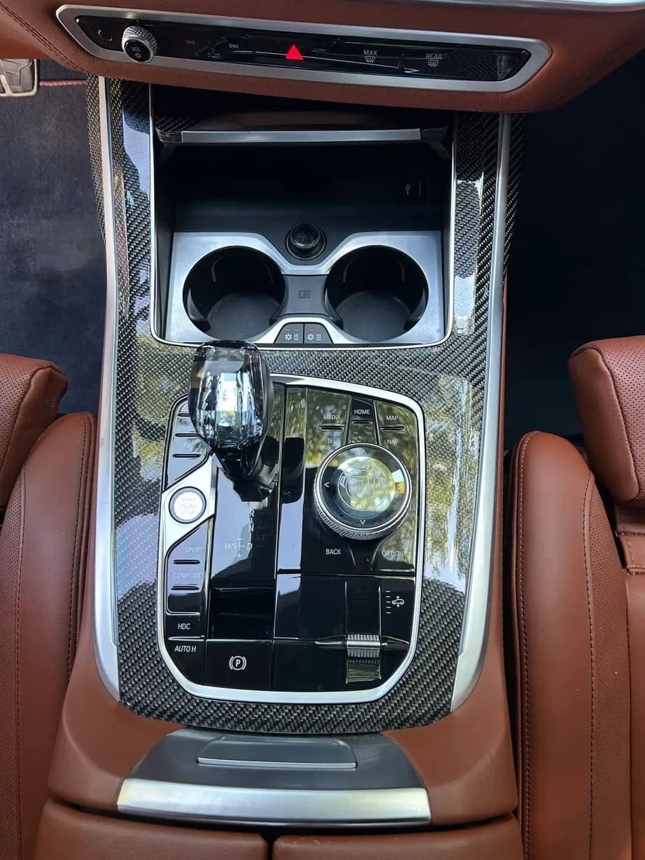 2024 BMW Alpina XB7, view
