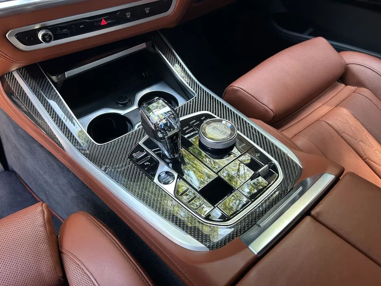 2024 BMW Alpina XB7, view