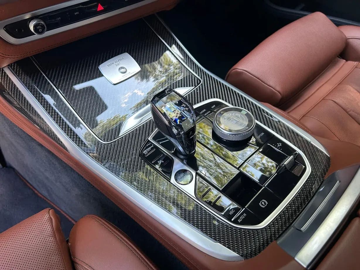 2024 BMW Alpina XB7, view