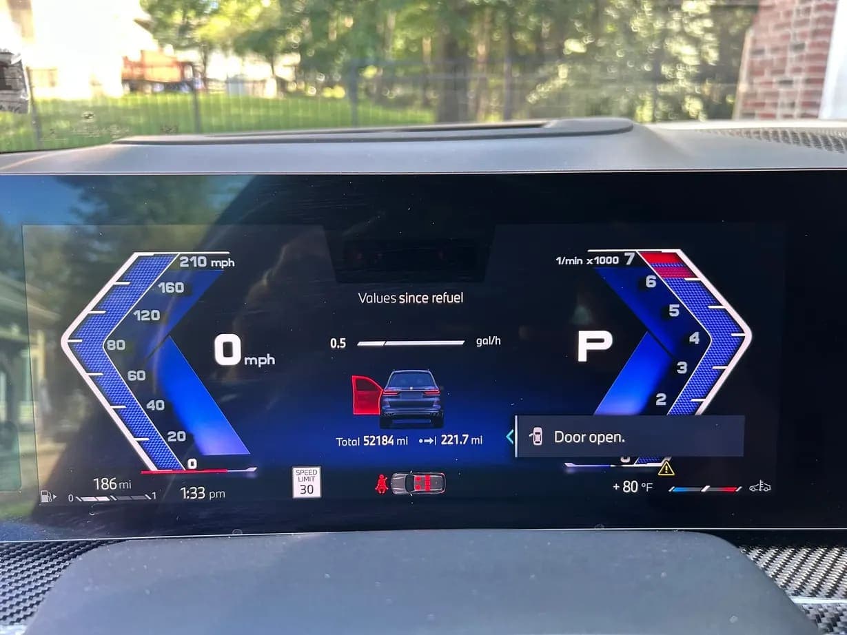 2024 BMW Alpina XB7, view