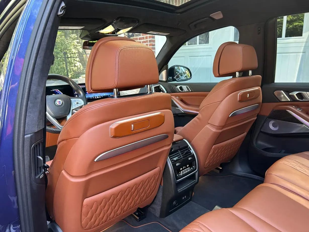 2024 BMW Alpina XB7, view
