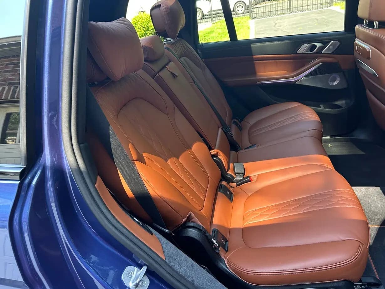 2024 BMW Alpina XB7, view