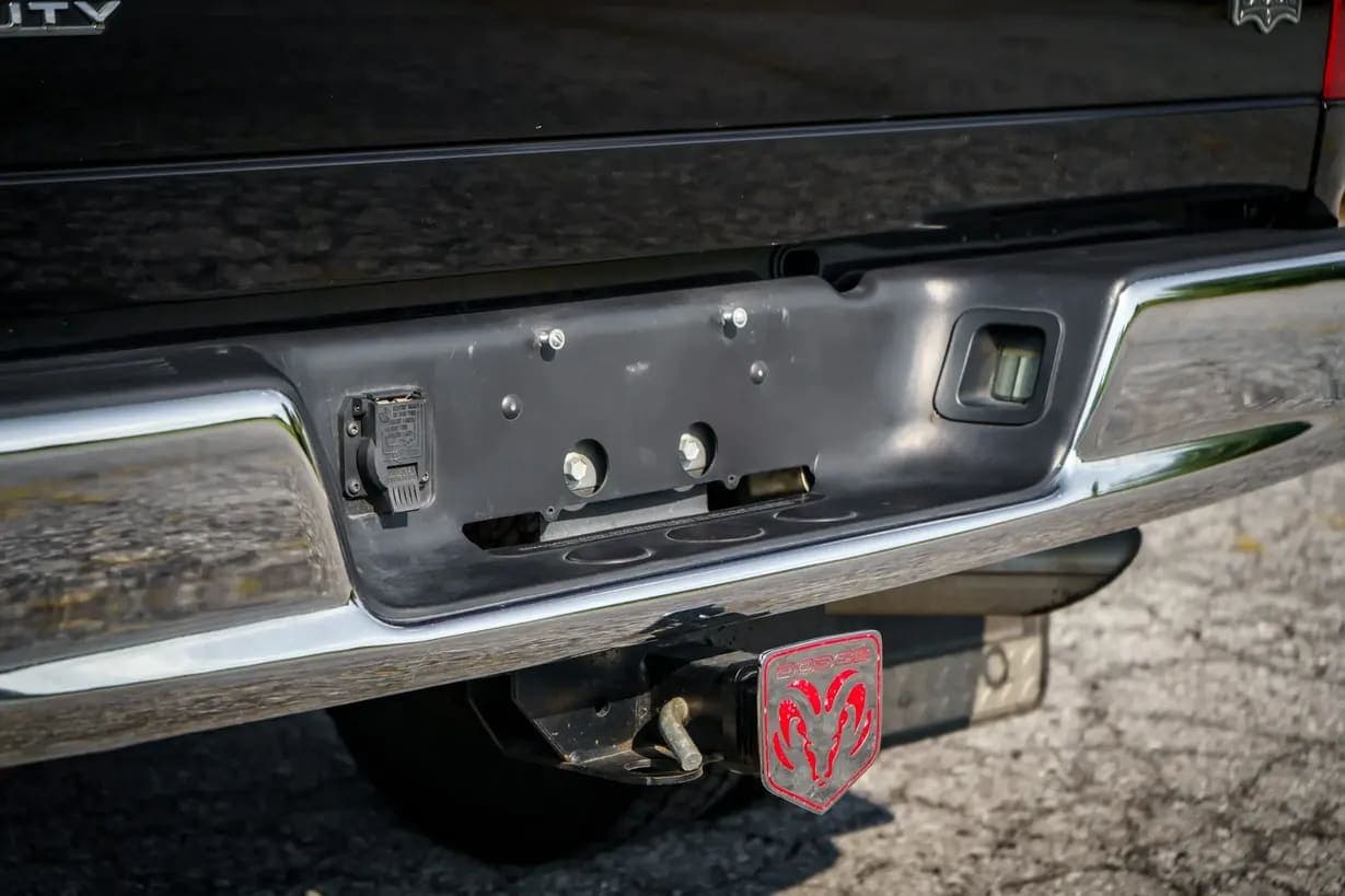 2004 Dodge Ram 3500 Laramie Quad Cab Dually, view