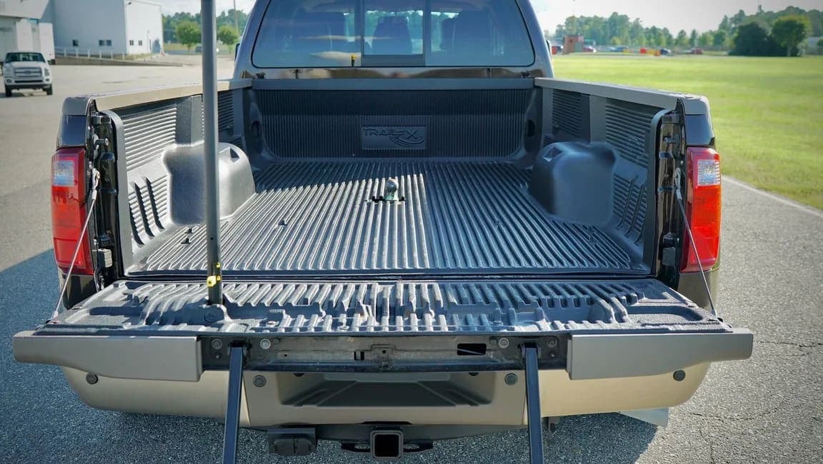 2013 Ford Super Duty F-450 DRW KING RANCH, view