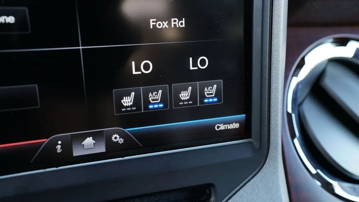 2013 Ford Super Duty F-450 DRW KING RANCH, view