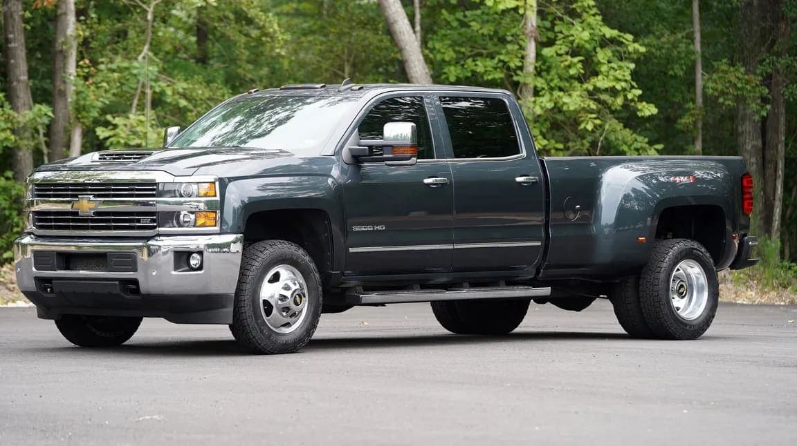 2019 Chevrolet Silverado 3500HD, view