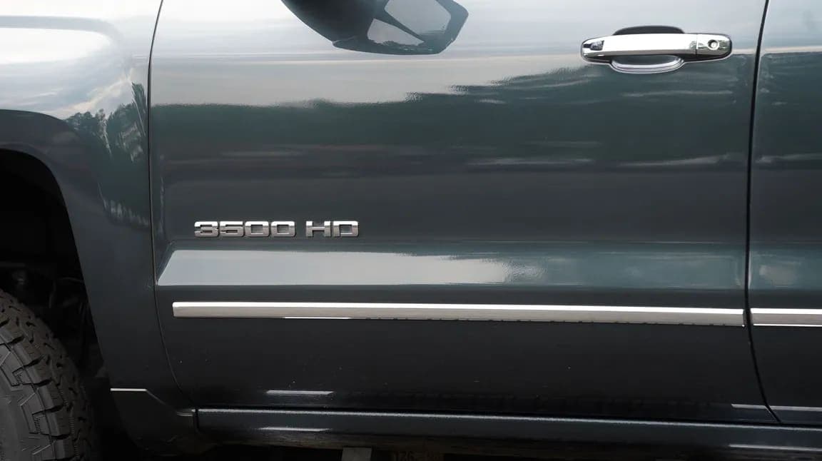 2019 Chevrolet Silverado 3500HD, view