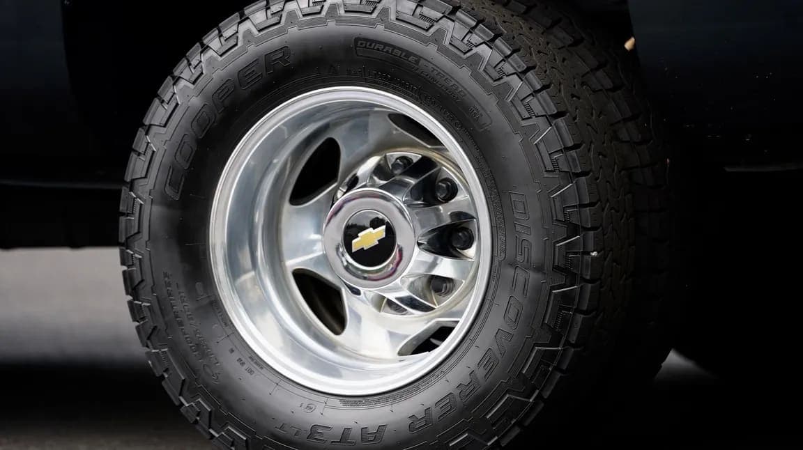2019 Chevrolet Silverado 3500HD, view