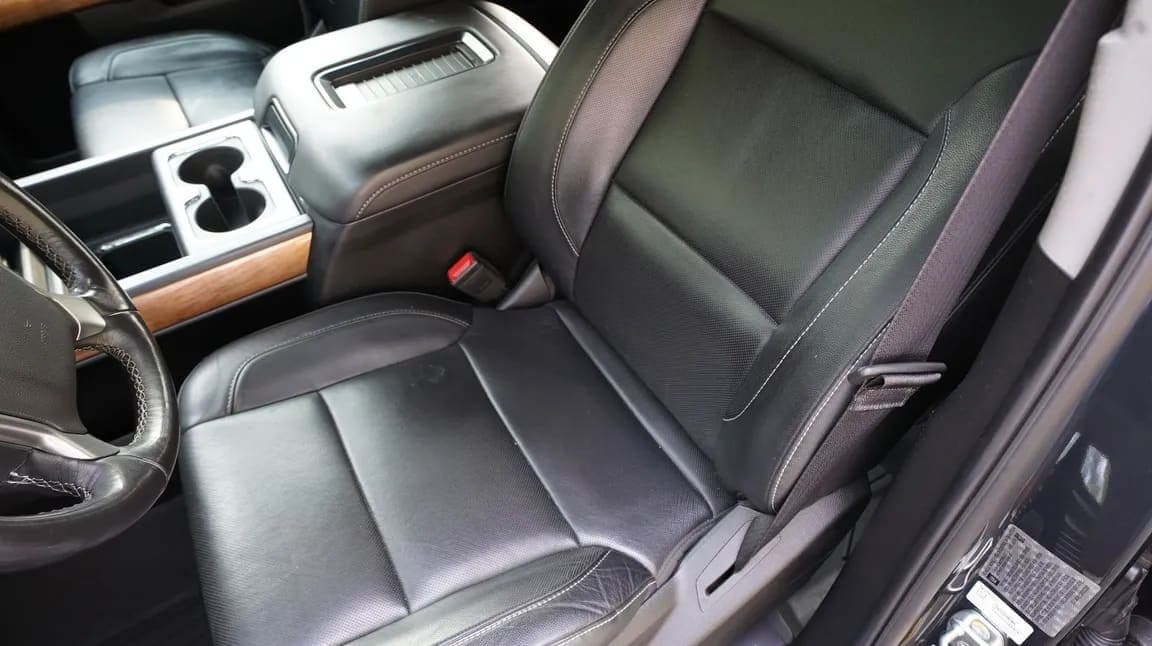 2019 Chevrolet Silverado 3500HD, view