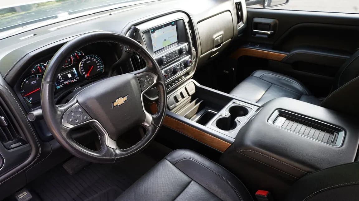 2019 Chevrolet Silverado 3500HD, view