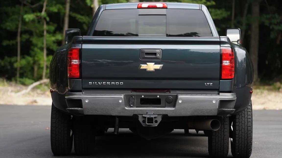 2019 Chevrolet Silverado 3500HD, view