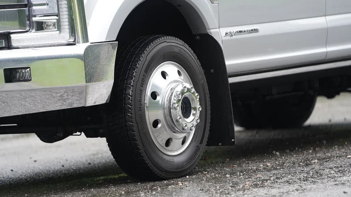 2019 Ford Super Duty F-450 DRW PLATINUM, view