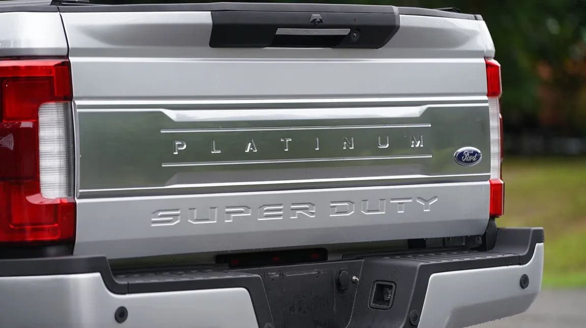 2019 Ford Super Duty F-450 DRW PLATINUM, view