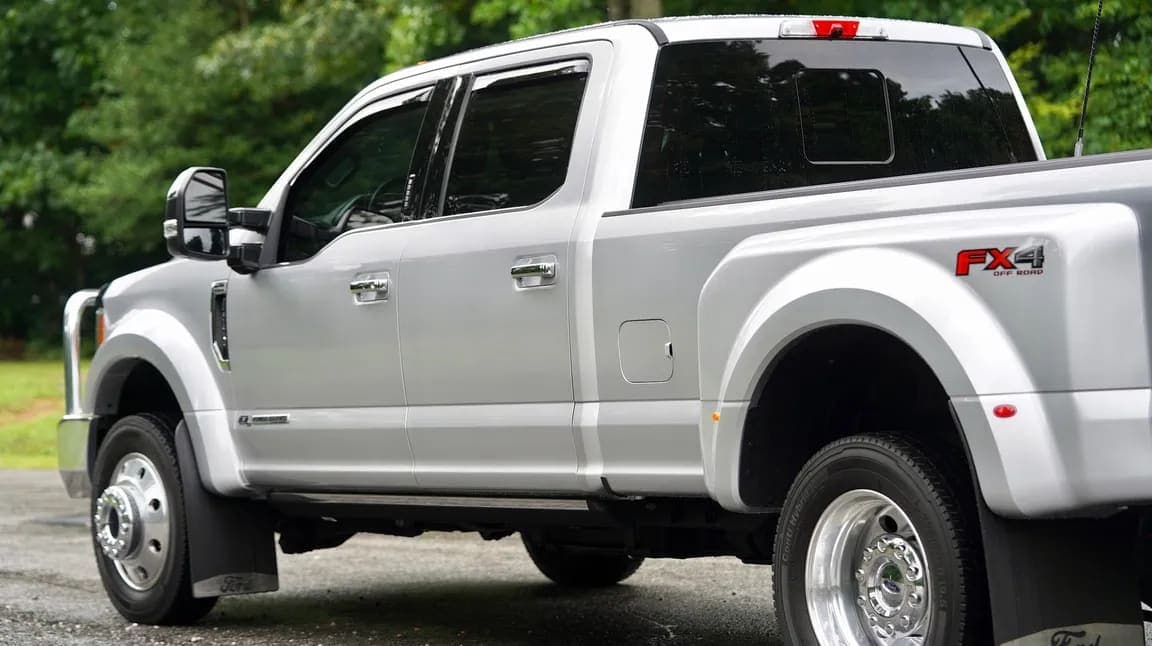 2019 Ford Super Duty F-450 DRW PLATINUM, view