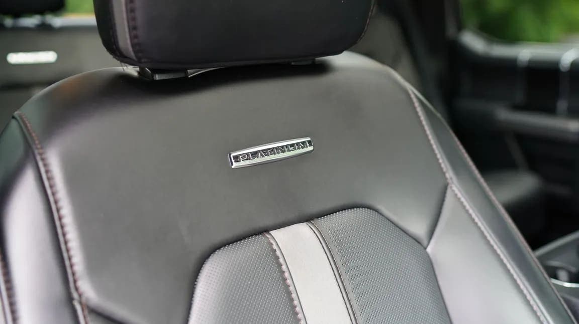 2019 Ford Super Duty F-450 DRW PLATINUM, view
