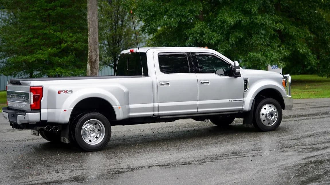 2019 Ford Super Duty F-450 DRW PLATINUM, view