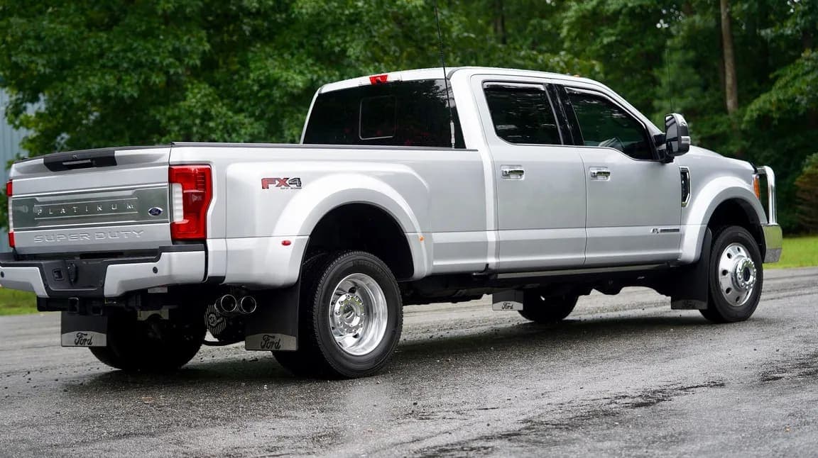 2019 Ford Super Duty F-450 DRW PLATINUM, view