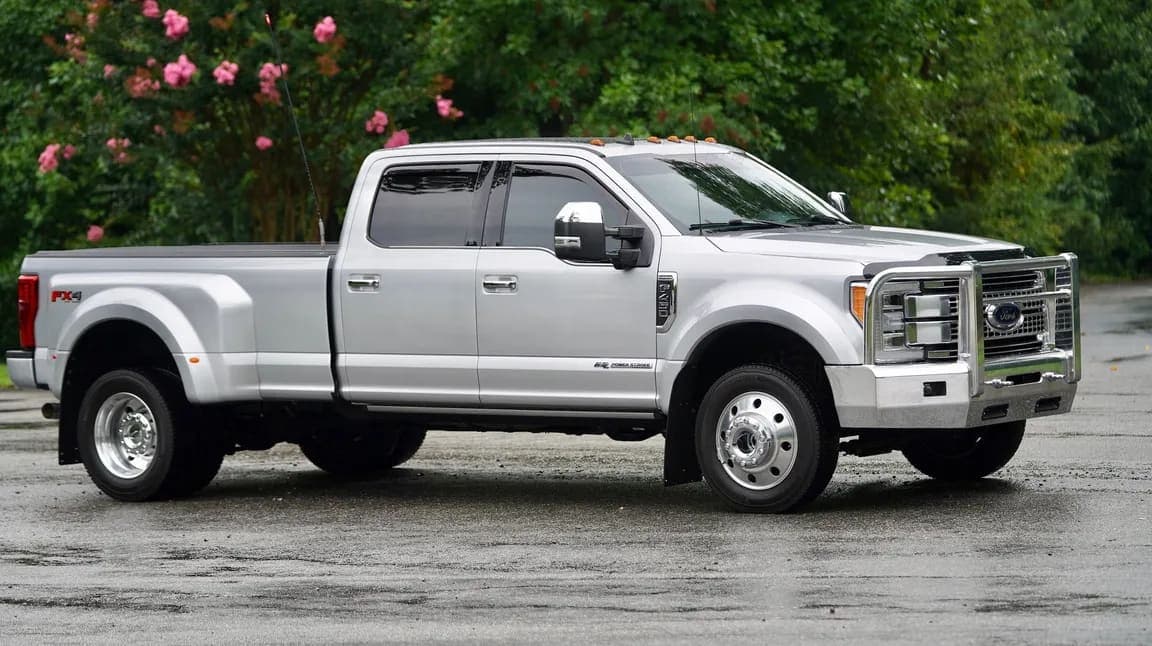 2019 Ford Super Duty F-450 DRW PLATINUM, view
