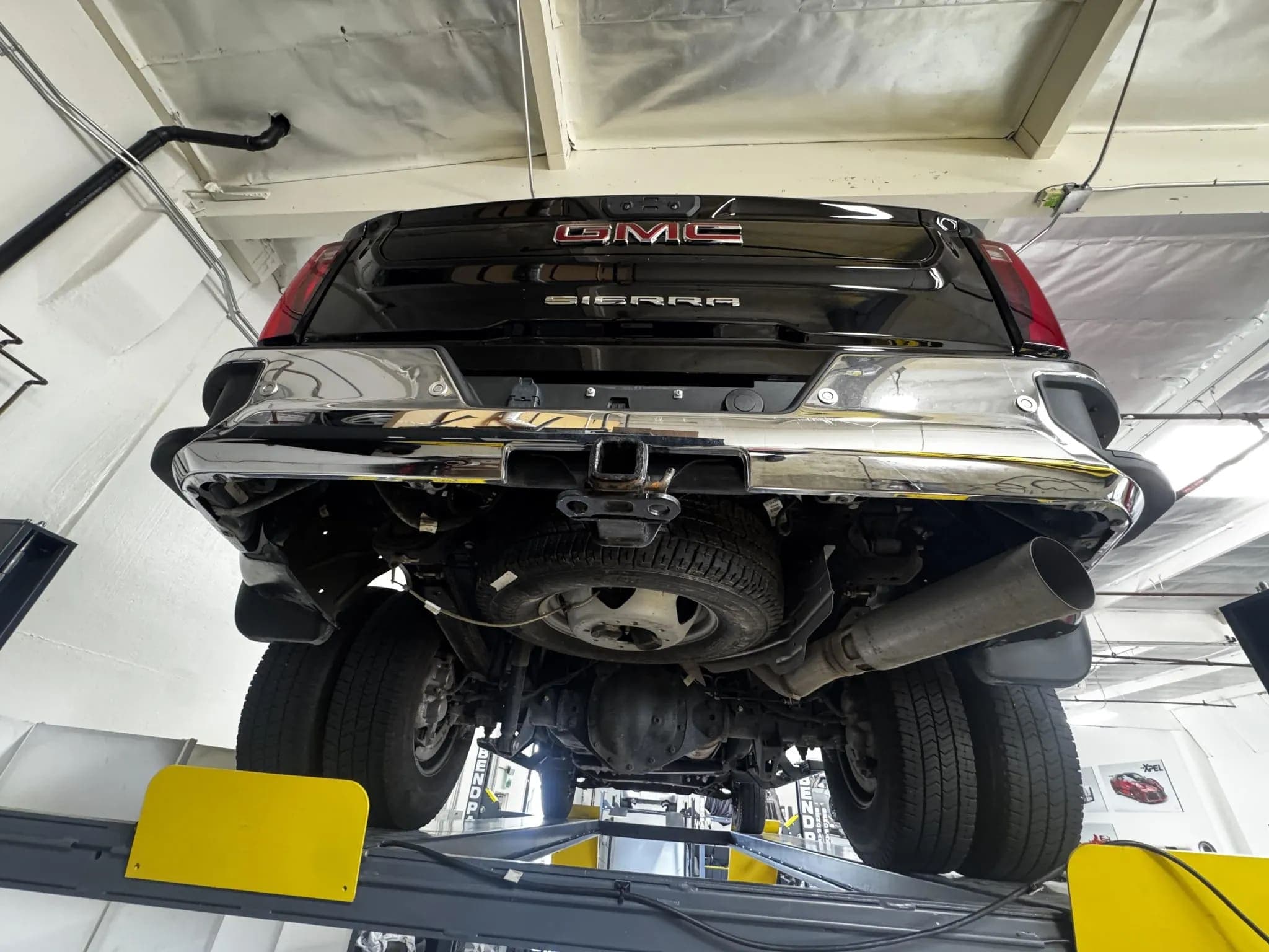 2024 GMC Sierra 3500HD SLE Duramax Dually 4×4, view