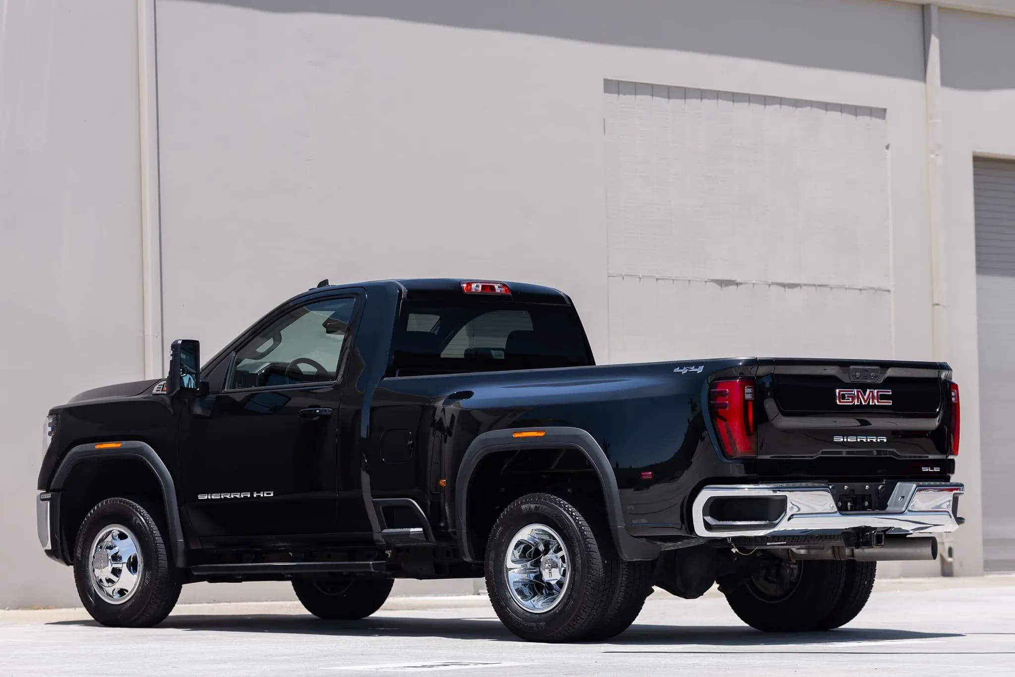 2024 GMC Sierra 3500HD SLE Duramax Dually 4×4, view