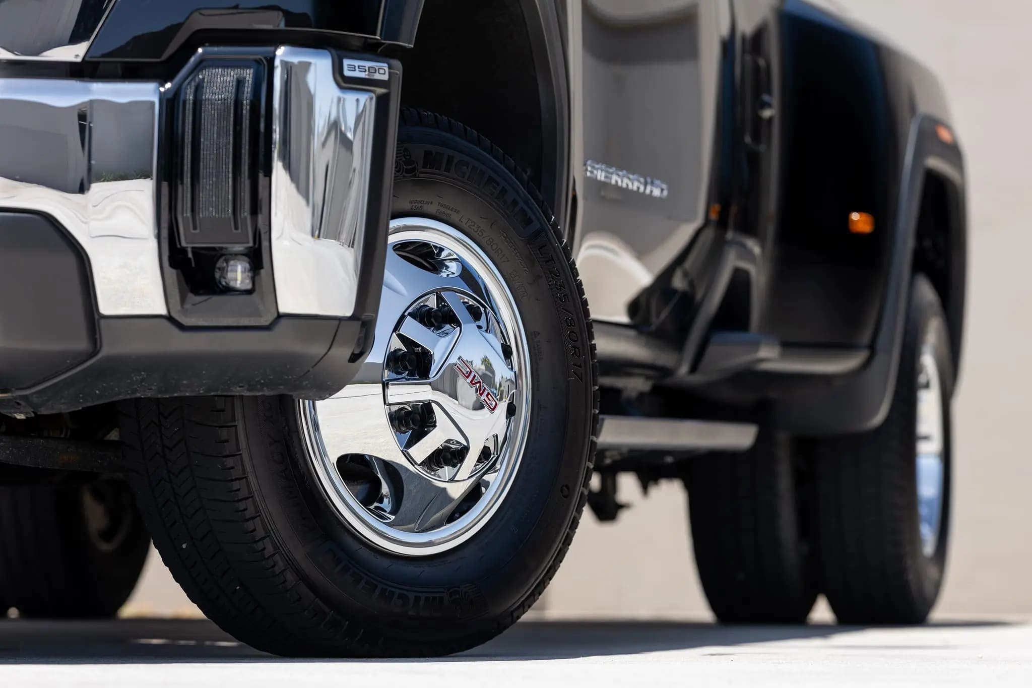 2024 GMC Sierra 3500HD SLE Duramax Dually 4×4, view