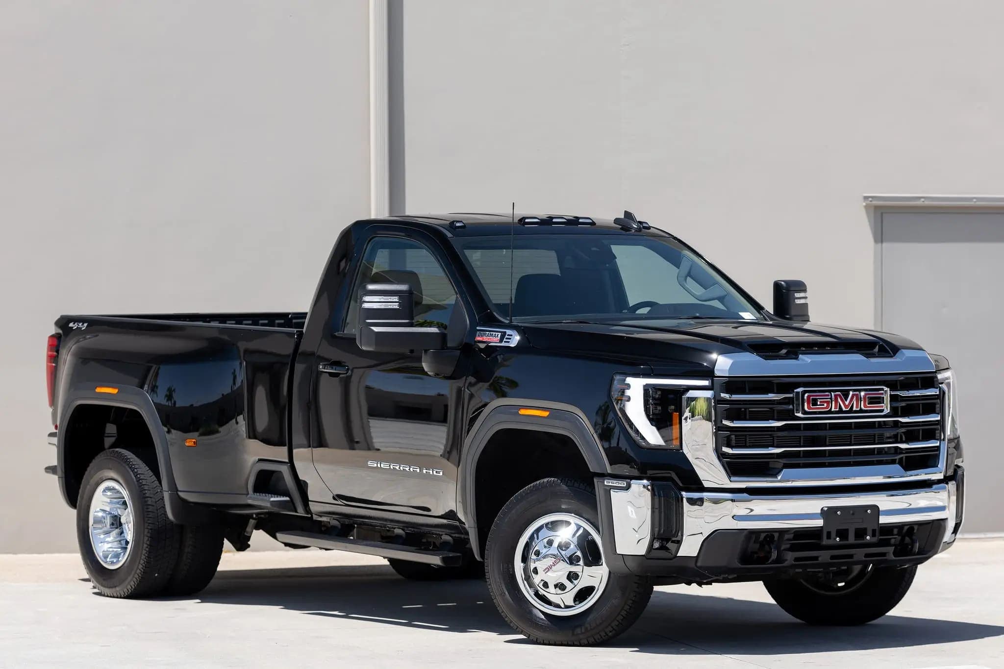 2024 GMC Sierra 3500HD SLE Duramax Dually 4×4, view