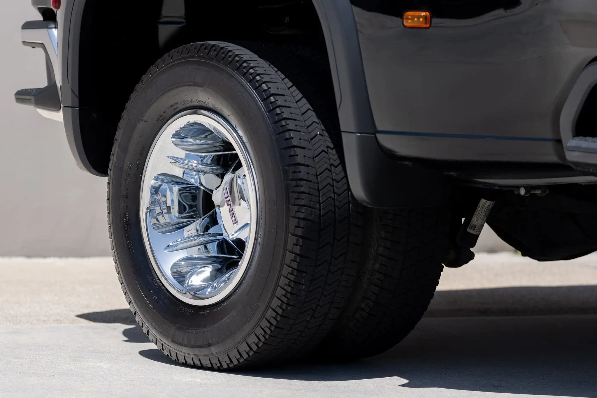 2024 GMC Sierra 3500HD SLE Duramax Dually 4×4, view