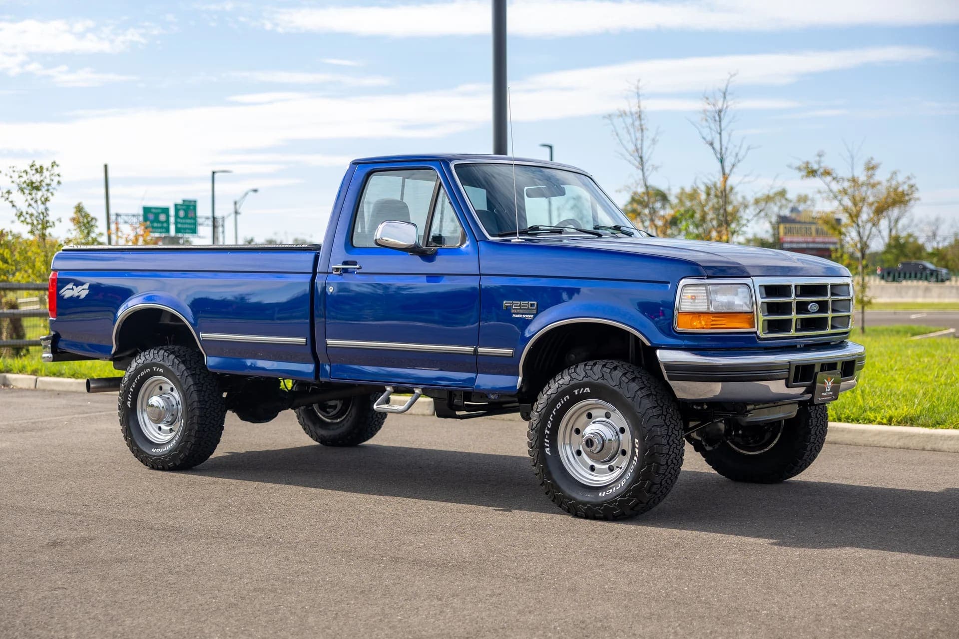 1996 Ford F-250 Regular Cab 4x4 XLT – 7.3L Powerstroke Diesel – Low 120K Miles! Drop video preview