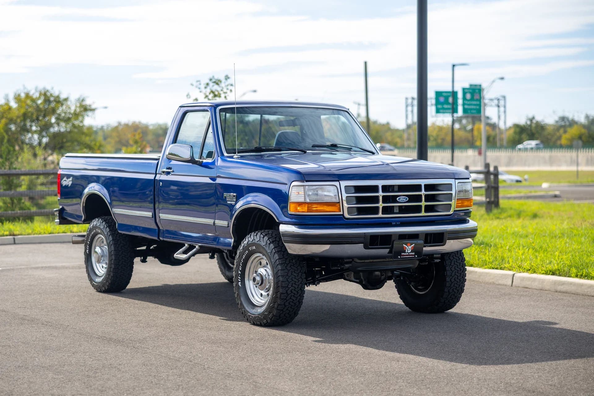 1996 Ford F-250 Regular Cab 4x4 XLT – 7.3L Powerstroke Diesel – Low 120K Miles! Drop, view