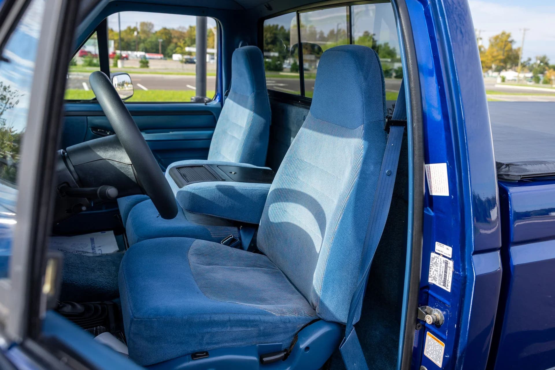 1996 Ford F-250 Regular Cab 4x4 XLT – 7.3L Powerstroke Diesel – Low 120K Miles! Drop, view