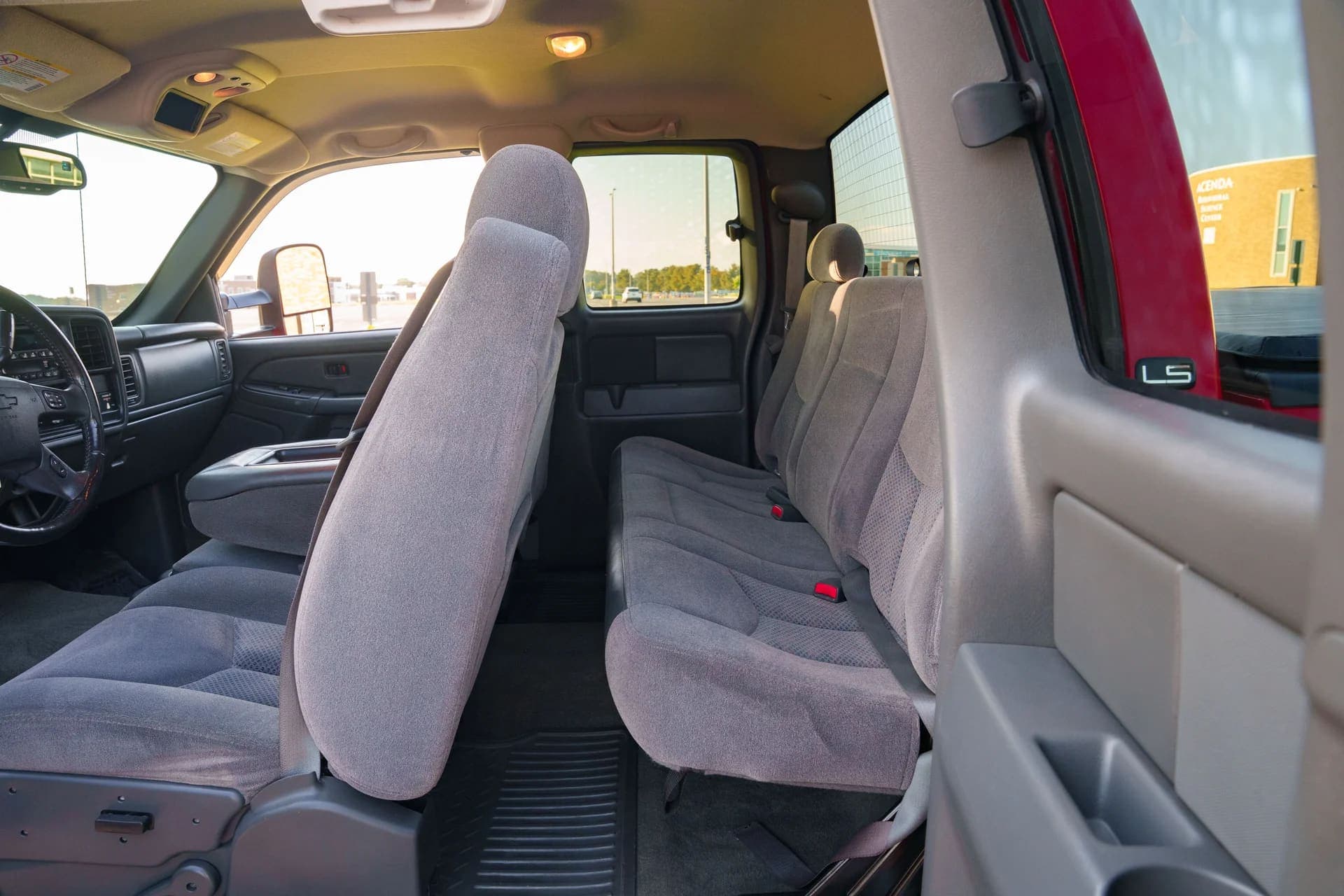 2005 Chevrolet Silverado 3500 Duramax Dually 4×4, view