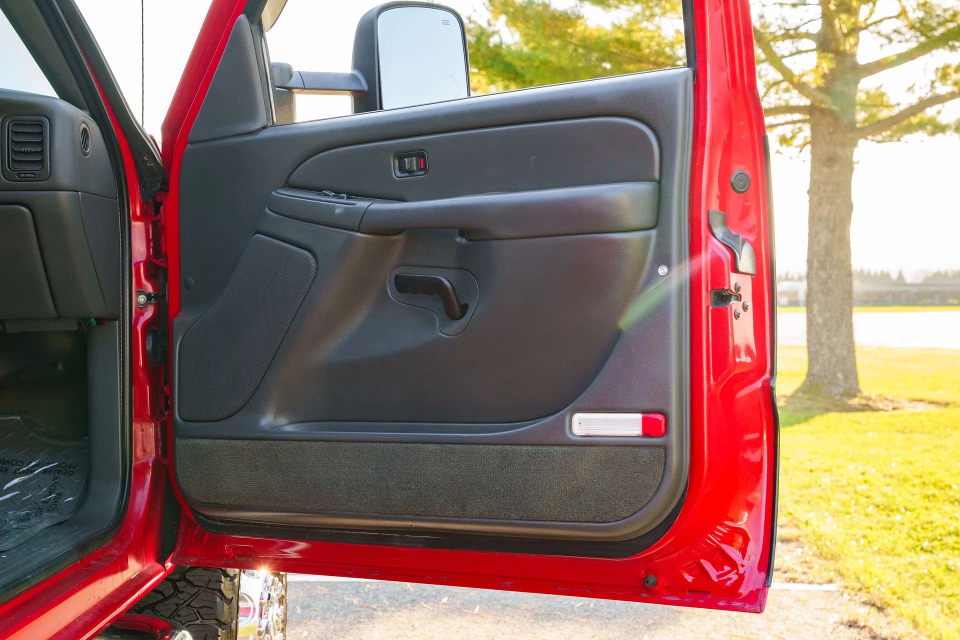 2005 Chevrolet Silverado 3500 Duramax Dually 4×4, view