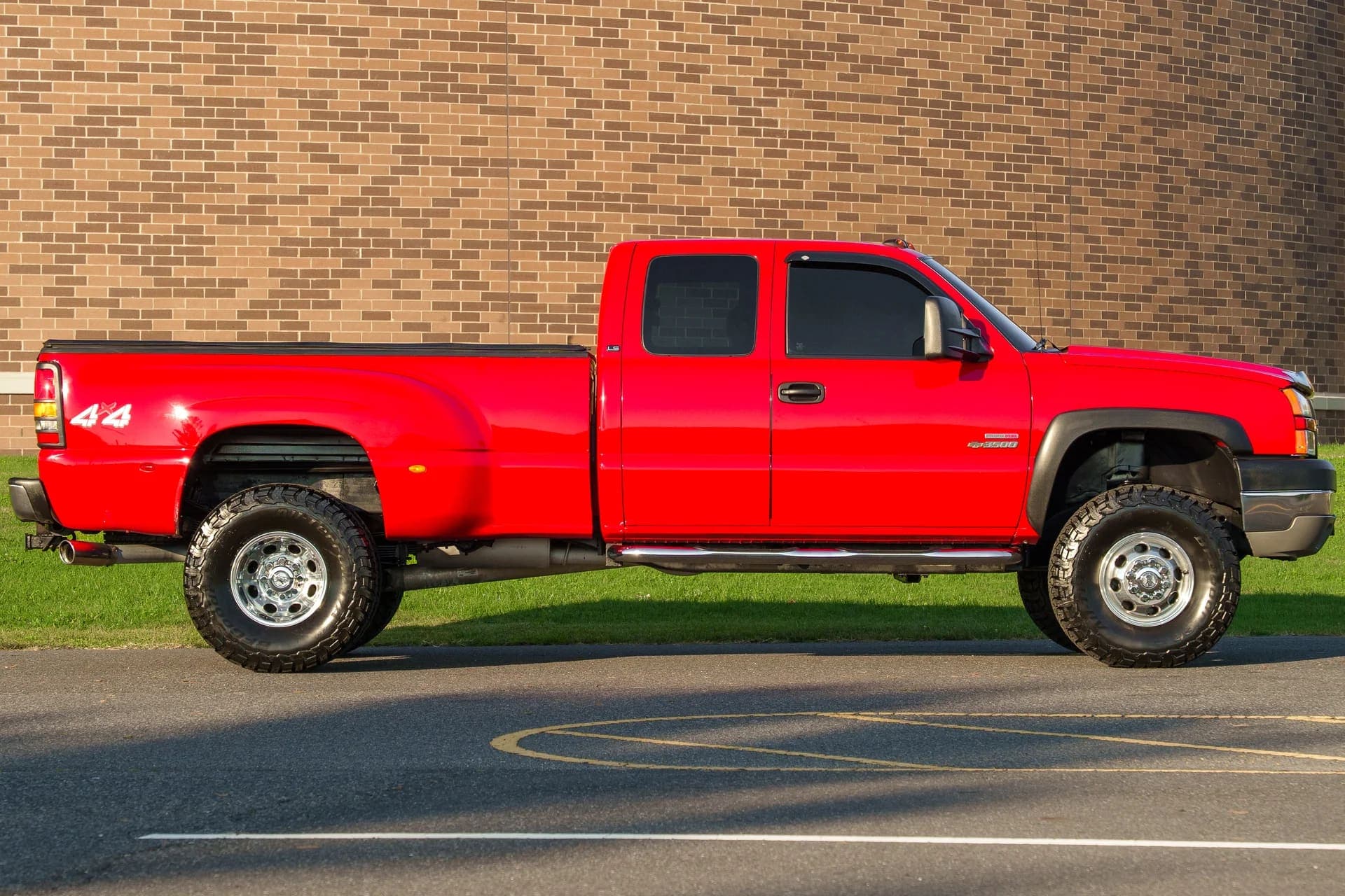 2005 Chevrolet Silverado 3500 Duramax Dually 4×4, view